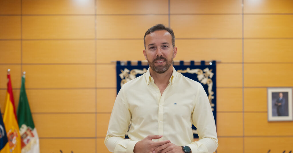 Luis González: “Impulsamos un transporte público más frecuente, moderno y sostenible en Fuerteventura”