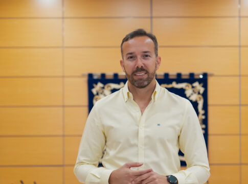 Luis González: “Impulsamos un transporte público más frecuente, moderno y sostenible en Fuerteventura”