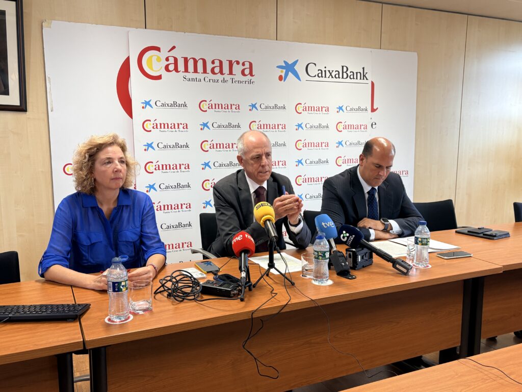 Canarias mantiene el crecimiento económico en el primer trimestre, pero aparecen señales de moderación e incertidumbre