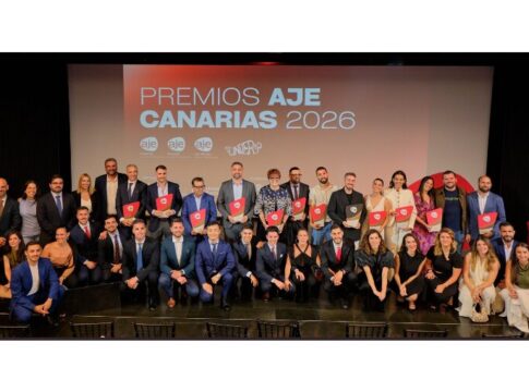 AJE CANARIAS PREMIA A CLÍNICA PAULE Y AL MEJOR TALENTO DE LAS OCHO ISLAS EN SU VII GALA