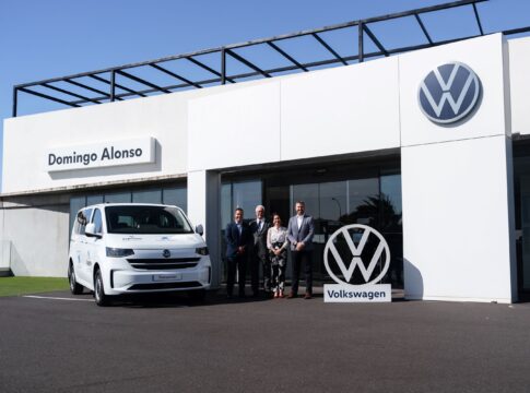 Volkswagen Comerciales, la Fundación “la Caixa” y CaixaBank impulsan la movilidad de ASPRONTE con una Volkswagen Transporter