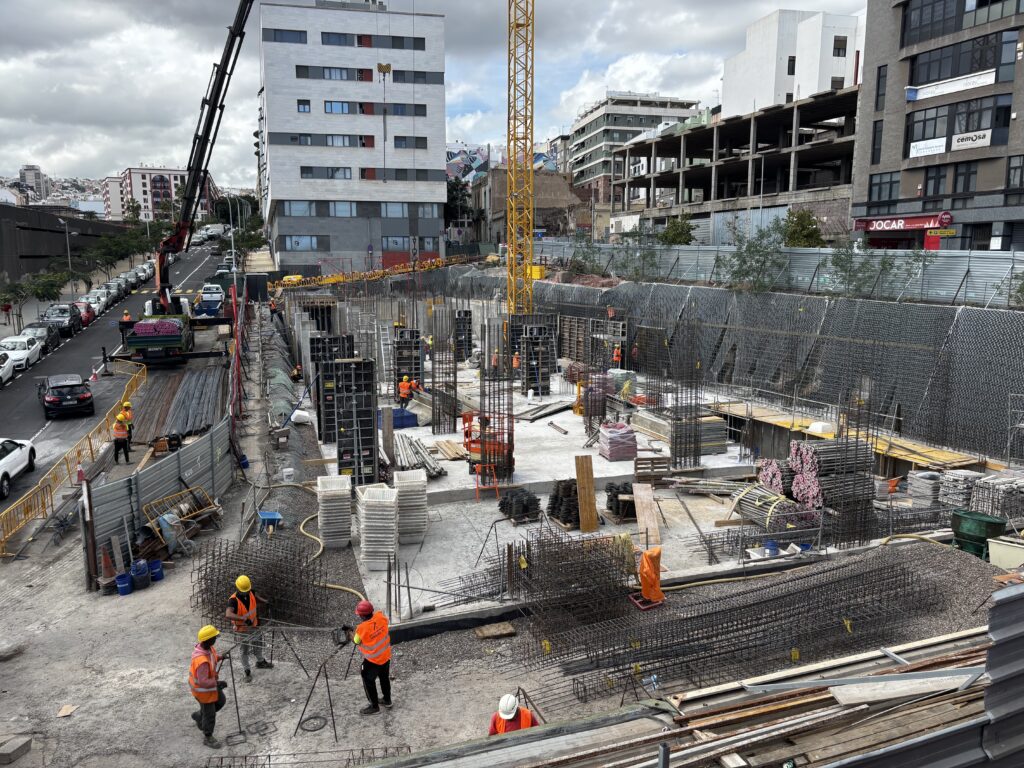 El mercado laboral sigue siendo un pilar de la economía canaria y exige soluciones frente al absentismo laboral