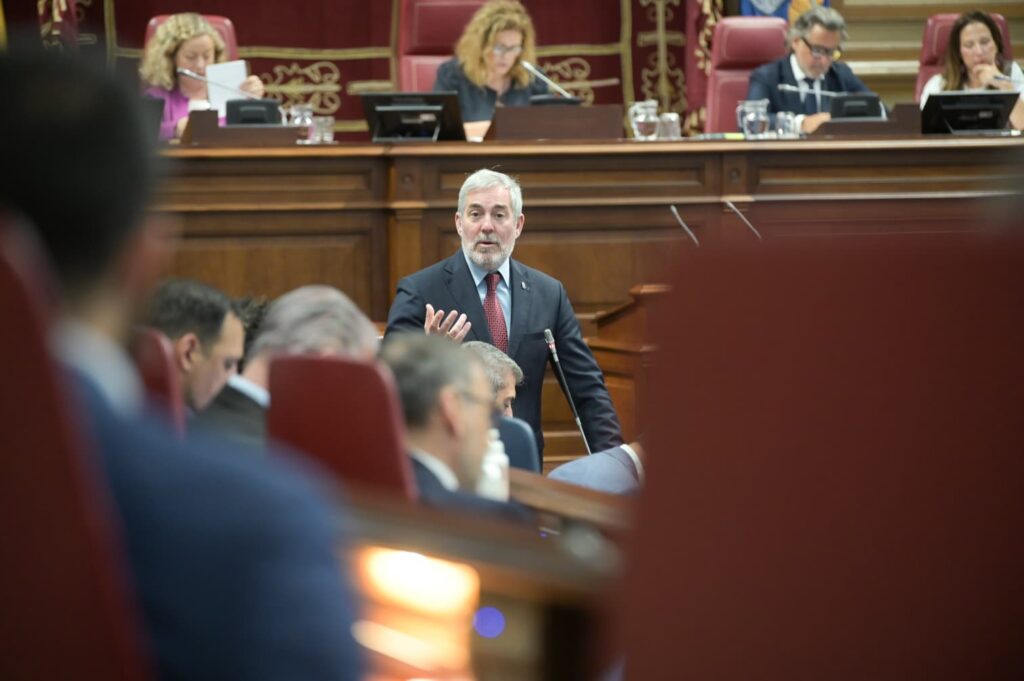 Fernando Clavijo denuncia la falta de información por parte del Estado sobre el Pacto Europeo de Migración