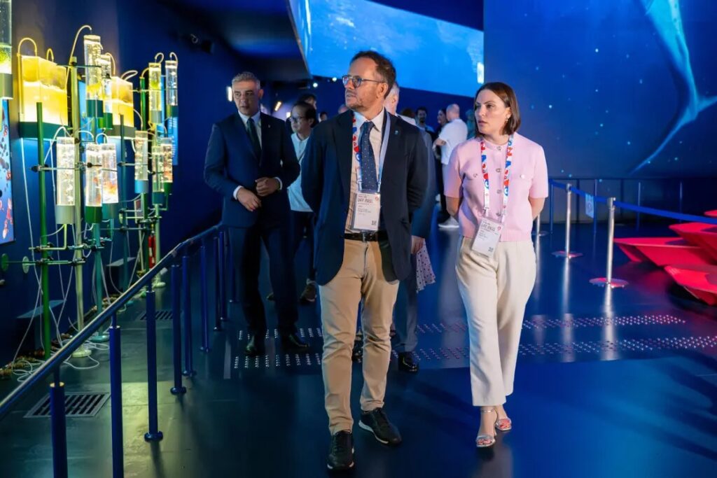 Canarias abre vías de colaboración con Galápagos en innovación y sostenibilidad