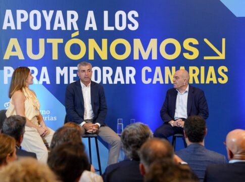 Los autónomos canarios que facturen hasta 50.000 euros anuales ya pueden solicitar la exención del IGIC