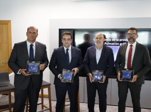 La economía de la provincia de Las Palmas afianza su liderazgo en Canarias mientras el desempleo da una tregua
