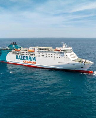 Baleària Canarias refuerza su liderazgo logístico en el archipiélago con la compra de Transportes Intercanarios