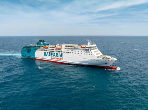 Baleària Canarias refuerza su liderazgo logístico en el archipiélago con la compra de Transportes Intercanarios